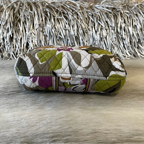 VERA BRADLEY Watercolor 2012 Large Plastic Lined Travel Cosmetic Case Lavender - Picture 7 of 10